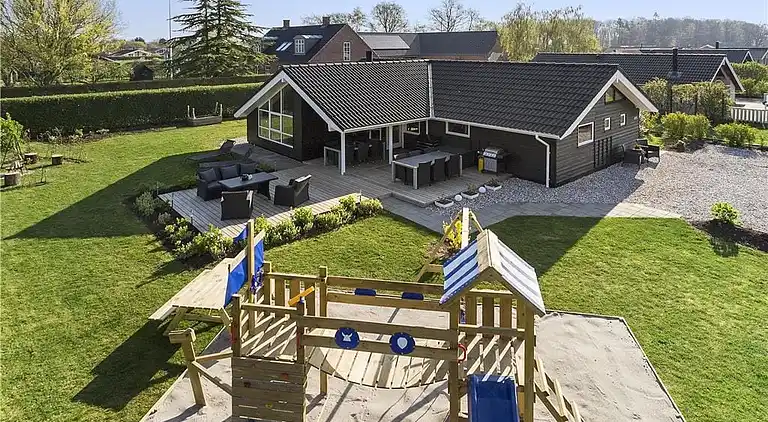 Sommerhus ved Pøt Strandby
