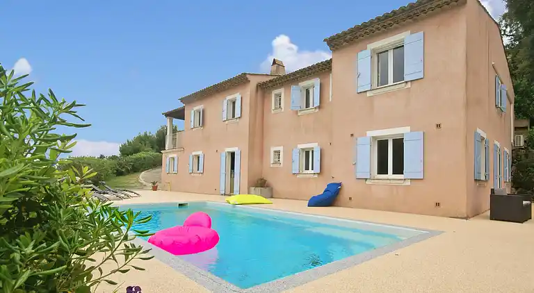 Villa i Cavalaire-sur-Mer