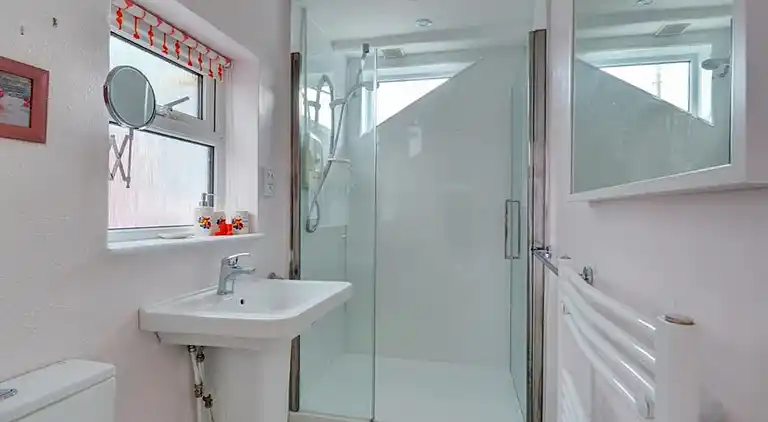 Holiday home in Trewarmett