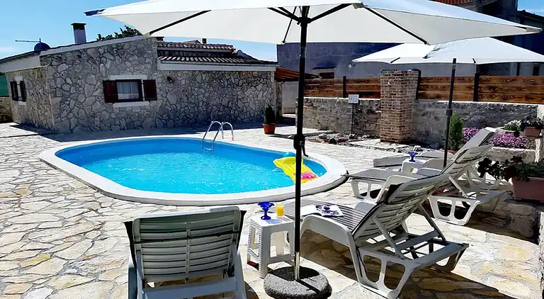 Sommerhus i Zemunik Donji