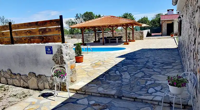 Sommerhus i Zemunik Donji