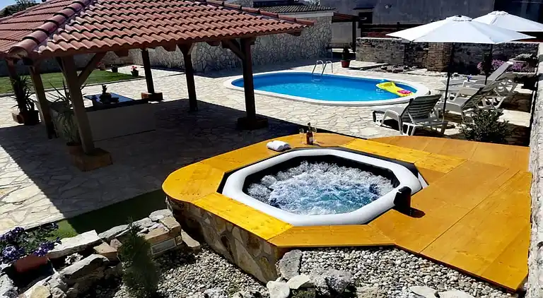 Sommerhus i Zemunik Donji