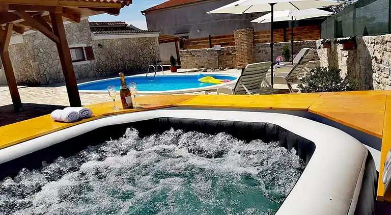 Sommerhus i Zemunik Donji