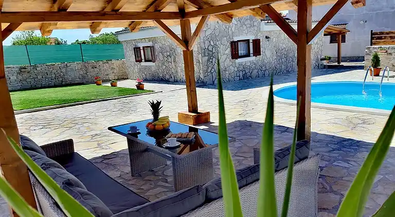 Sommerhus i Zemunik Donji