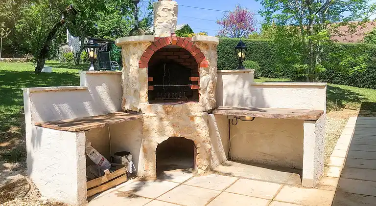 Holiday home in Chalais