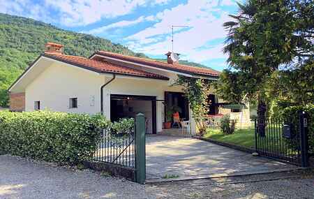 Villa i Travesio