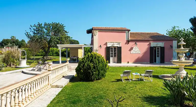 Holiday home in Fontane Bianche