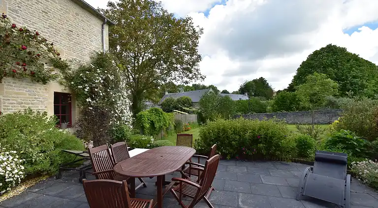 Manor house in Lantheuil