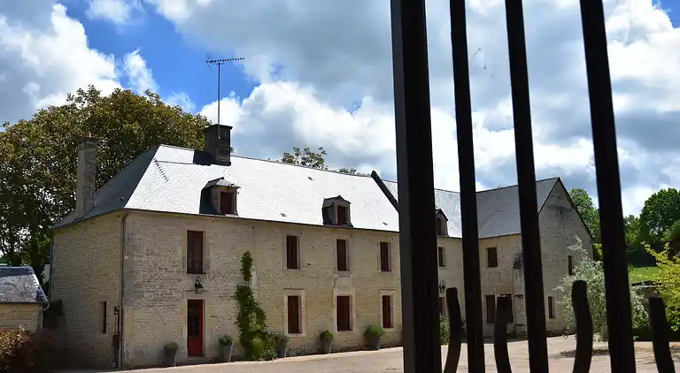 Manor house in Lantheuil