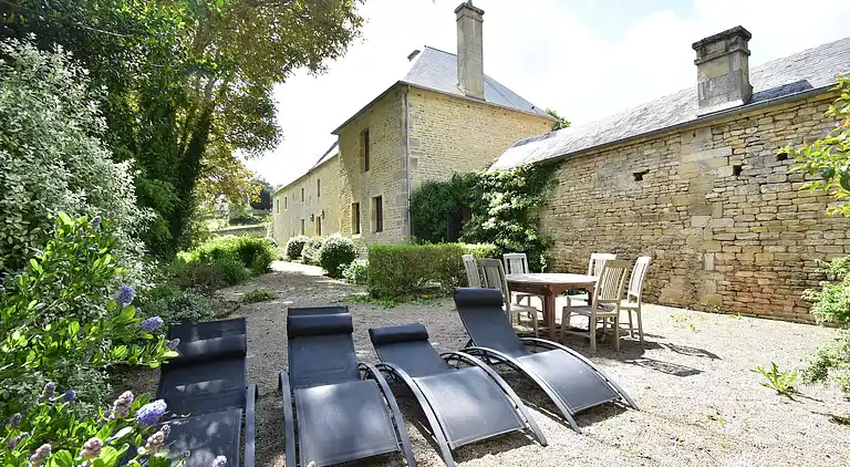 Manor house in Lantheuil