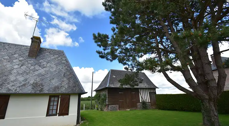 Semesterbostad i Épaignes