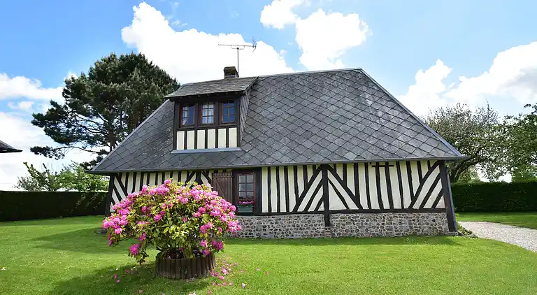 Semesterbostad i Épaignes