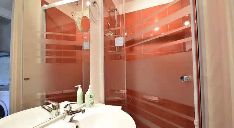 Holiday home in Gorges