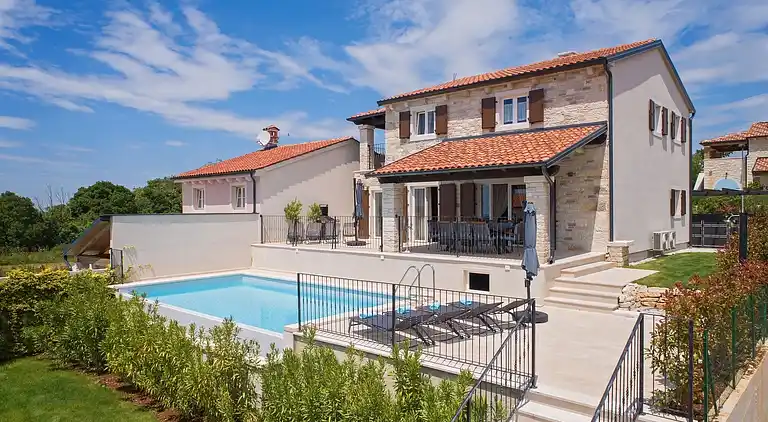 Villa i Sveti Lovreč