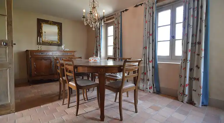 Manor house in Lantheuil