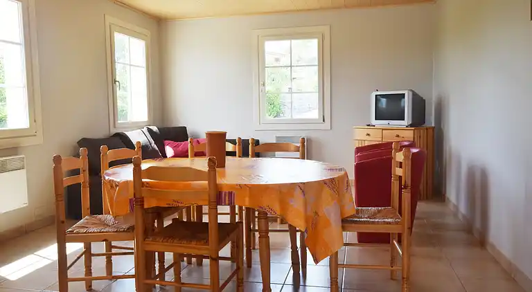 Sommerhus i Malarce-sur-la-Thines