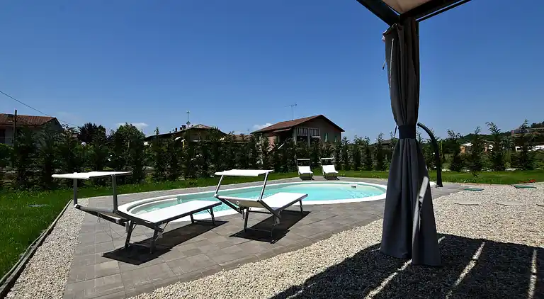 Gårdhus i Piano-Molini d'Isola