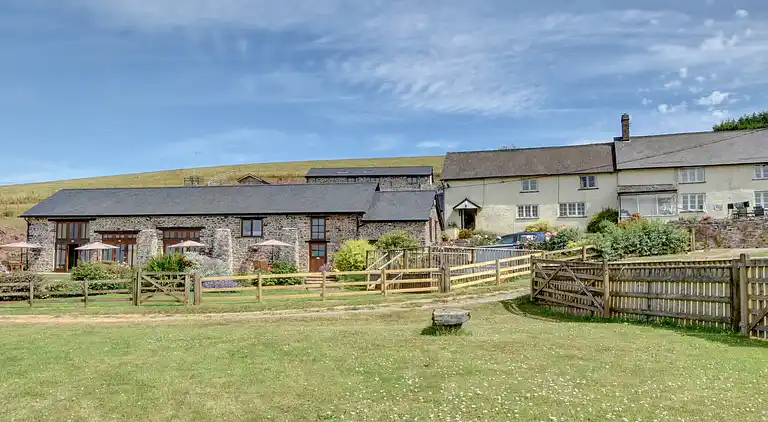 Ferielejlighed i Cove