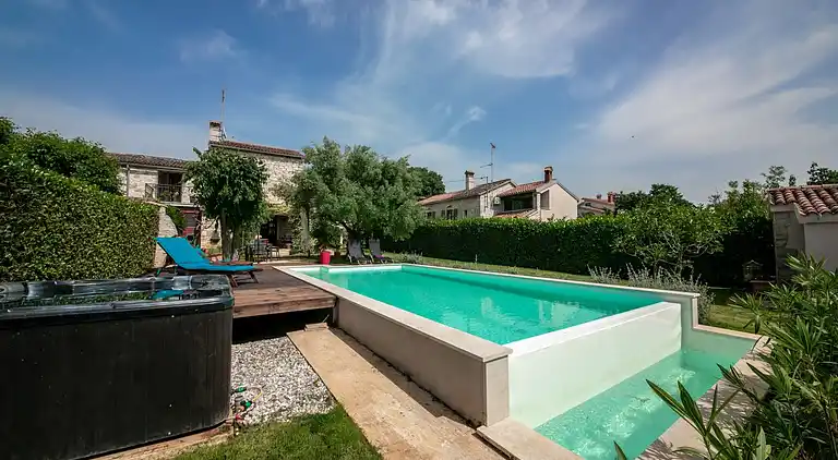 Ferienhaus in Rošini