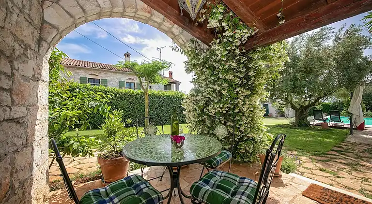 Ferienhaus in Rošini