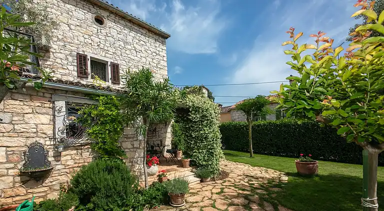 Ferienhaus in Rošini