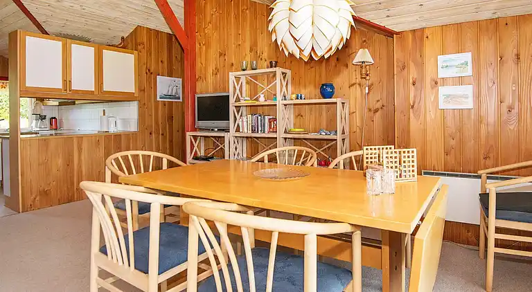 Sommerhus ved Øer Strand