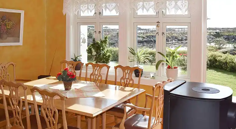 Holiday home in Ballstad