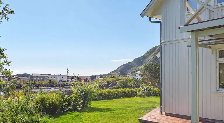 Holiday home in Ballstad