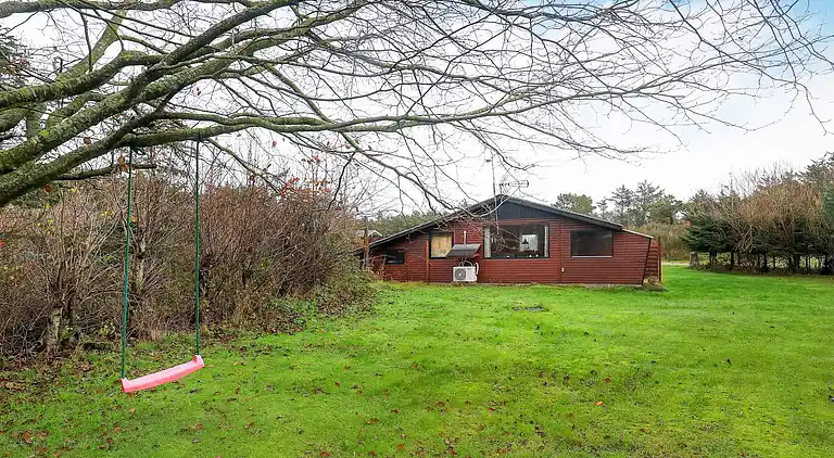 Sommerhus ved Nr Lyngby Strand