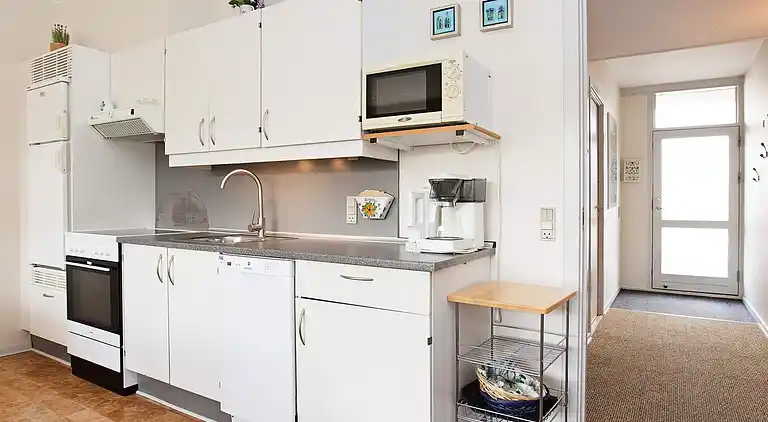 2 room,ground floor,44m2,PLUS