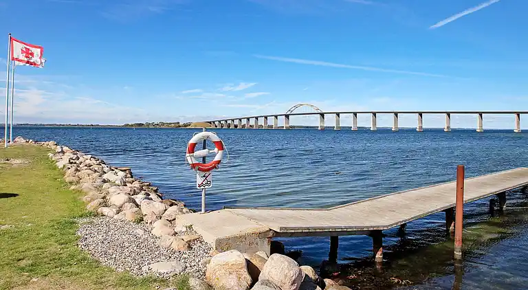 3 vær.,1.sal,1 bad,havudsigt,2prs.