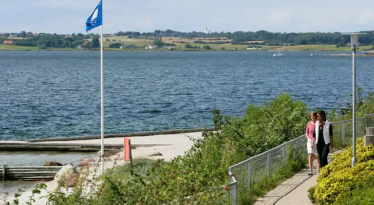 2 vær., Stuen/1. sal