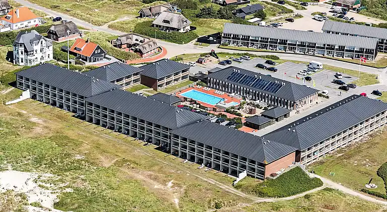 2 room w/seaview