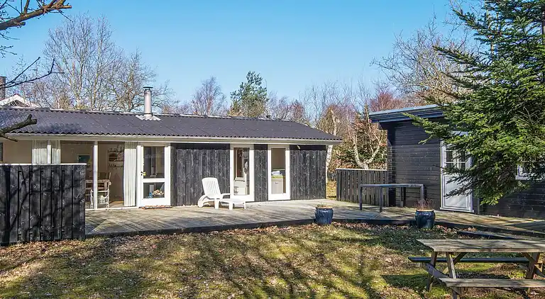 Sommerhus ved Fjellerup Strand