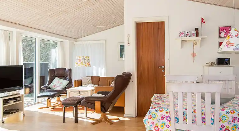 Sommerhus ved Fjellerup Strand