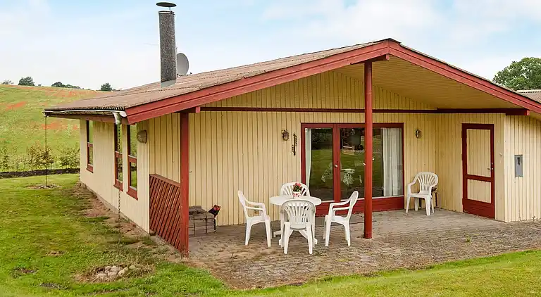 Holiday home in Følle Strand