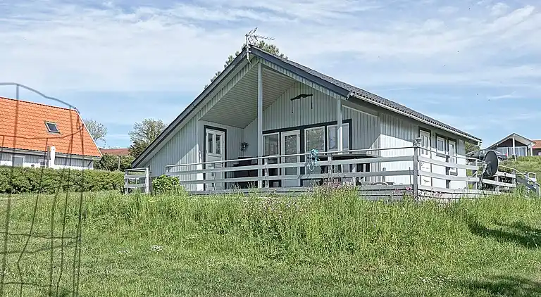 Holiday home in Vang