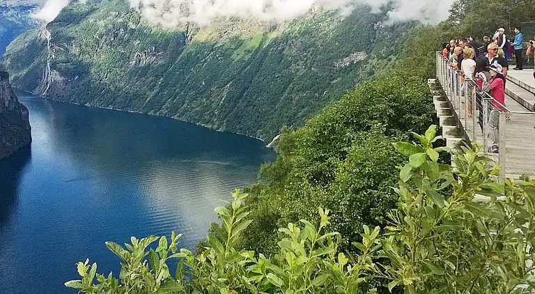 Holiday home in Eidsvåg