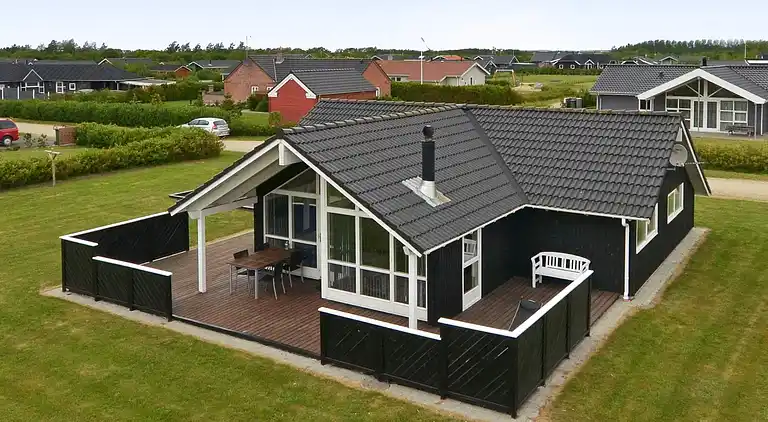 Sommerhus ved Skaven Strand