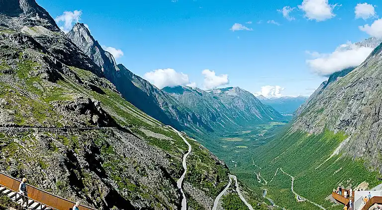Holiday home in Eidsvåg