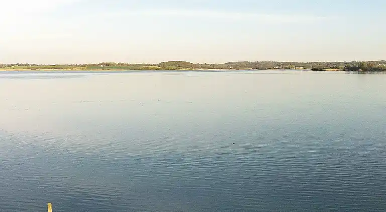 Semesterbostad vid Hejlsminde Strand