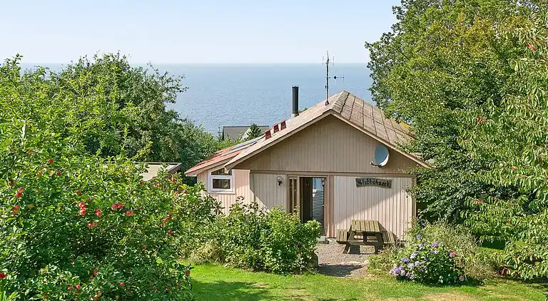 Holiday home in Vang