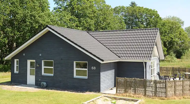 Holiday home in Fjellerup Strand