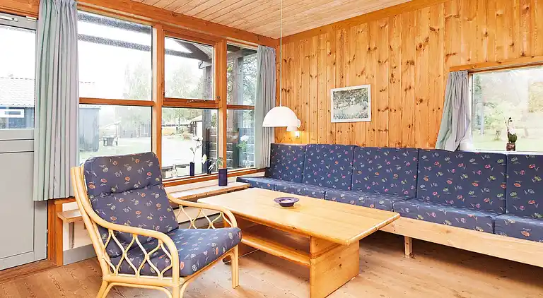 2 room, close to the sea/dike