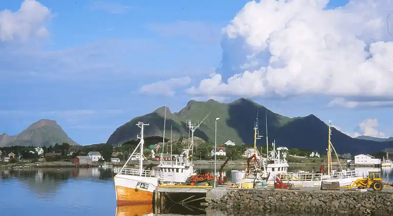 Semesterbostad i Ballstad