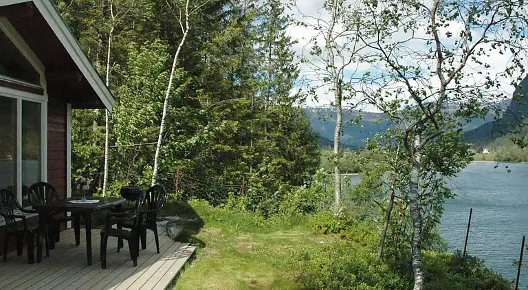 Semesterbostad i Stryns