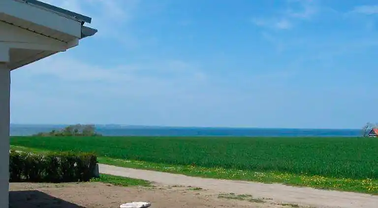 Sommerhus ved Skåstrup Strand