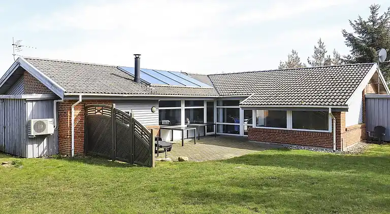 Holiday home in Lodbjerg Hede