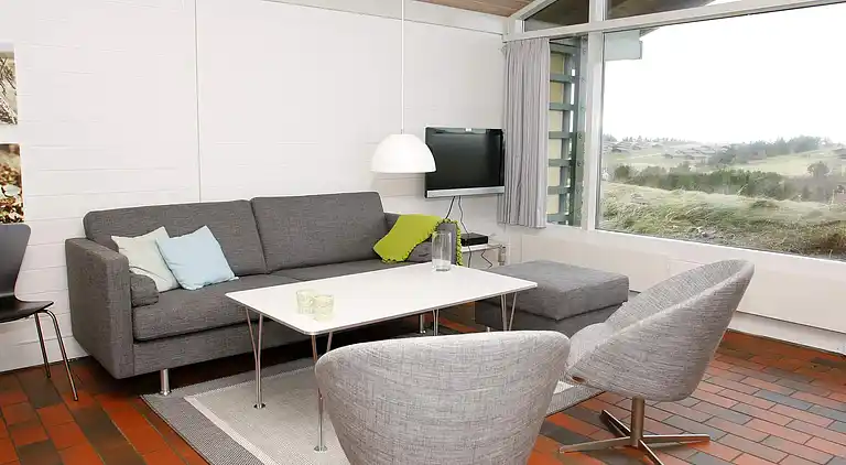 B-3½ room,renovated, Ocean view