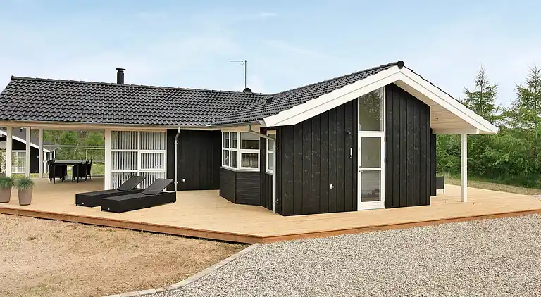 Sommerhus ved Fjellerup Strand